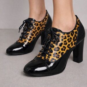 Oxford Heel - Leopard Print Patent Leather Shoes